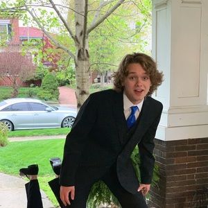 Meet your Posher, Cole